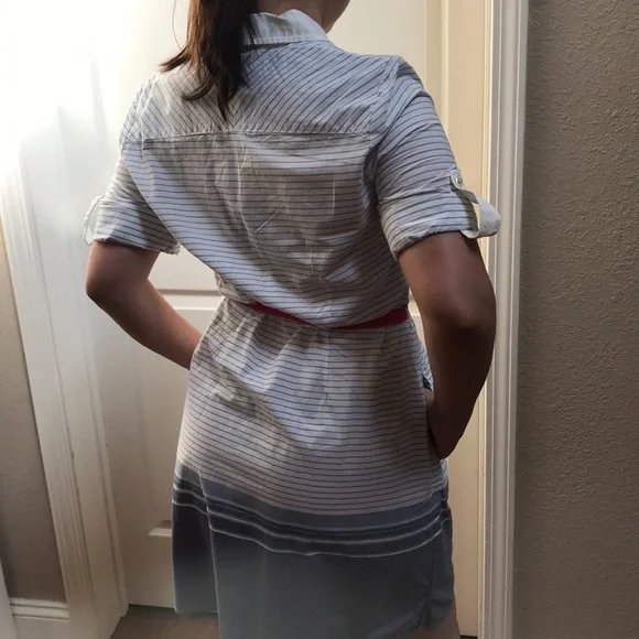 Tommy Hilfiger button down dress with collar and pink belt - Picture 2 of 2